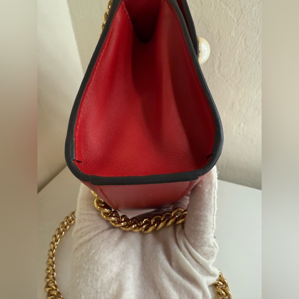 GUCCI Red Leather Stud & Faux Pearl Padlock Shoulder Bag - Picture 4 of 10